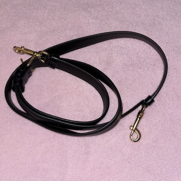 Coach Lillie Carryall - Picture 4 of 4